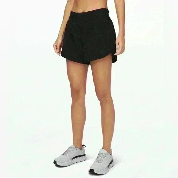 Lululemon Track That Short *5" Mid rise~size 2 
Formation Camo Deep Coal Multi - Picture 1 of 13